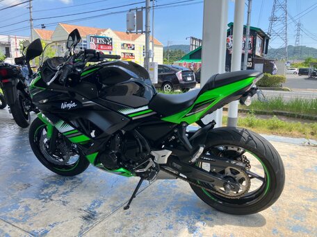 2017 Kawasaki Ninja 650, зелёный, 695000 рублей, вид 1