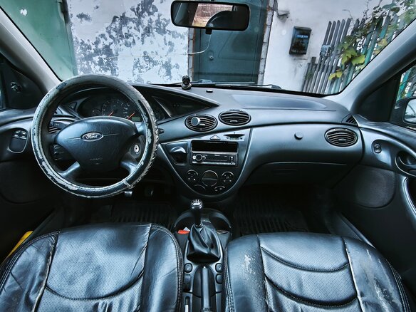 2004 Ford Focus I Рестайлинг, синий, 200000 рублей - вид 4