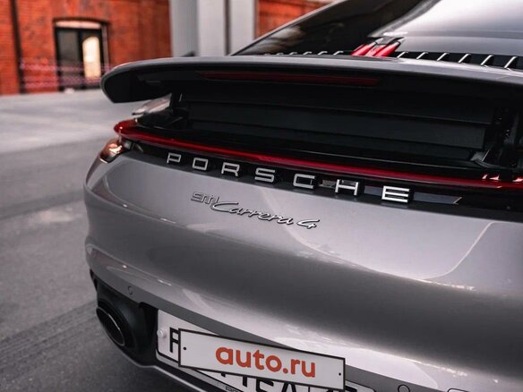 2020 Porsche 911 Carrera 4 VIII (992), серебристый - вид 7