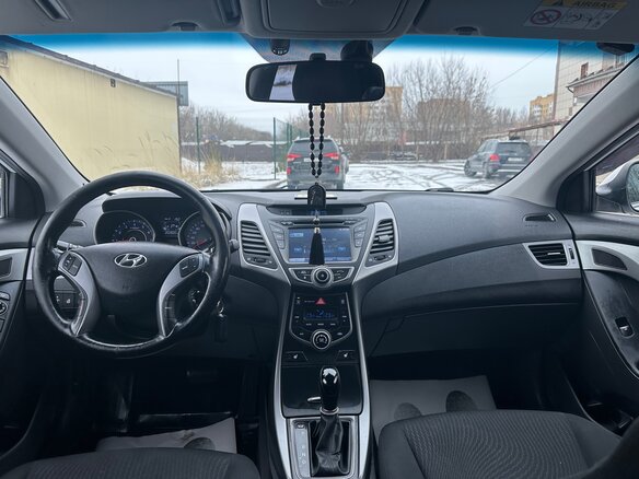 2014 Hyundai Elantra V (MD) Рестайлинг, белый, 1300000 рублей - вид 8