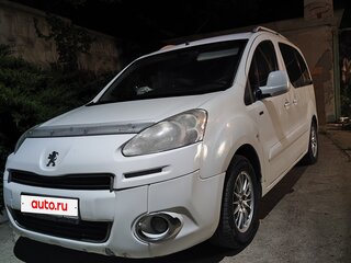 2013 Peugeot Partner II Рестайлинг, белый, 900000 рублей, вид 1