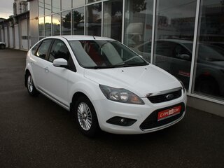 2010 Ford Focus II Рестайлинг, белый, 1050000 рублей, вид 3