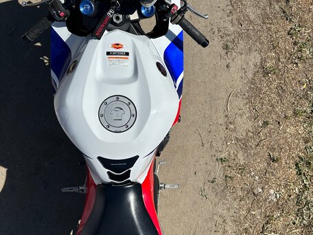 2015 Honda CBR 600RR, белый, 750000 рублей, вид 4