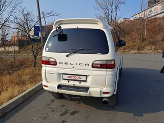 1999 Mitsubishi Delica IV, белый, 840000 рублей, вид 4