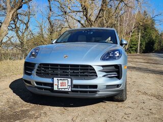2020 Porsche Macan I Рестайлинг, серебристый, 6445000 рублей, вид 2