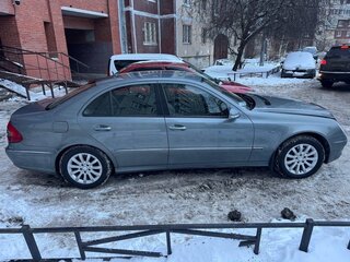 2007 Mercedes-Benz E-Класс 280 III (W211, S211) Рестайлинг, серый, 950000 рублей, вид 3
