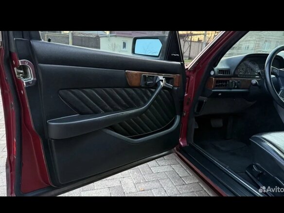 1991 Mercedes-Benz S-Класс 300 II (W126) Рестайлинг, красный, 1049000 рублей - вид 14