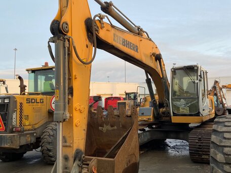2014 Liebherr R914, жёлтый, 6500000 рублей, вид 3