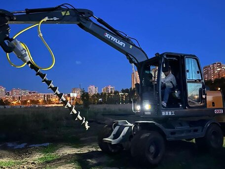 2024 Xinyuan B65 Eco, золотистый, 3790000 рублей, вид 2