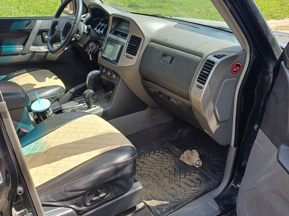 2005 Mitsubishi Pajero III Рестайлинг, чёрный - вид 8