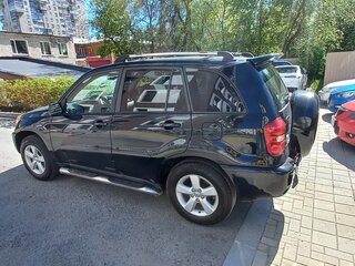2005 Toyota RAV4 II (XA20) Рестайлинг, чёрный, 1000000 рублей, вид 5