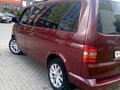 2006 Volkswagen Transporter T5, пурпурный, 1150000 рублей - вид 3