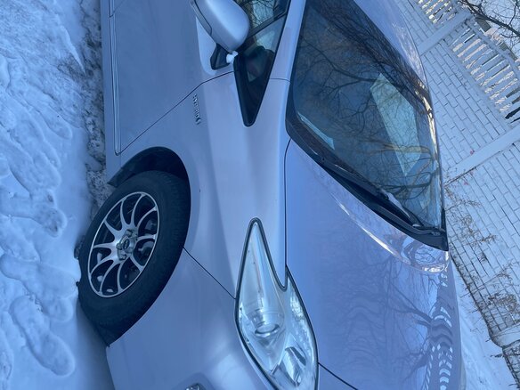2013 Toyota Prius III Рестайлинг (XW30), серый, 1280000 рублей - вид 6