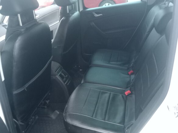 2013 Skoda Yeti I, белый, 890000 рублей - вид 11