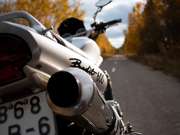 2004 Suzuki Bandit GSF 600, серебристый, 281878 рублей - вид 10