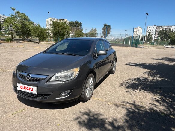 2011 Opel Astra J, серый, 850000 рублей