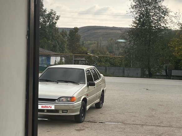 2006 Lada (ВАЗ) 2115, бежевый, 140000 рублей