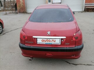 2008 Peugeot 206, красный, 385000 рублей, вид 3