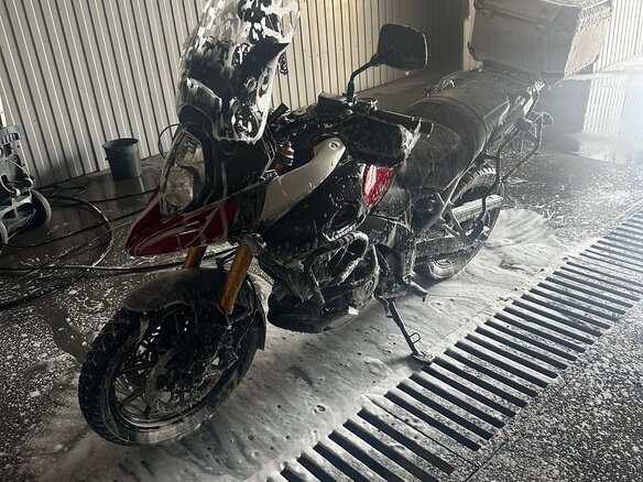 2015 Suzuki V-Strom 1000, красный, 750000 рублей - вид 11