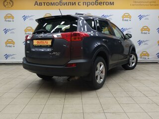 2013 Toyota RAV4 IV (XA40), серый, 2400000 рублей, вид 3
