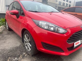 2016 Ford Fiesta Mk6 Рестайлинг, красный, 896000 рублей, вид 4