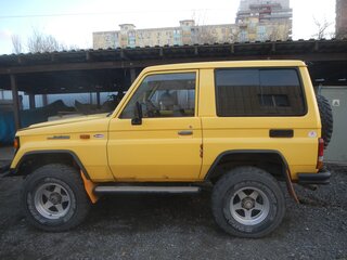 1985 Toyota Land Cruiser 70 Series, жёлтый, 1290000 рублей, вид 4