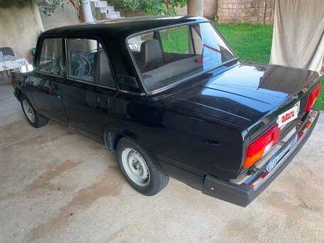 2010 Lada (ВАЗ) 2105, чёрный, 380000 рублей, вид 4