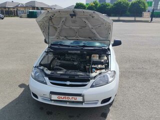 2011 Chevrolet Lacetti I, белый, 700000 рублей, вид 4