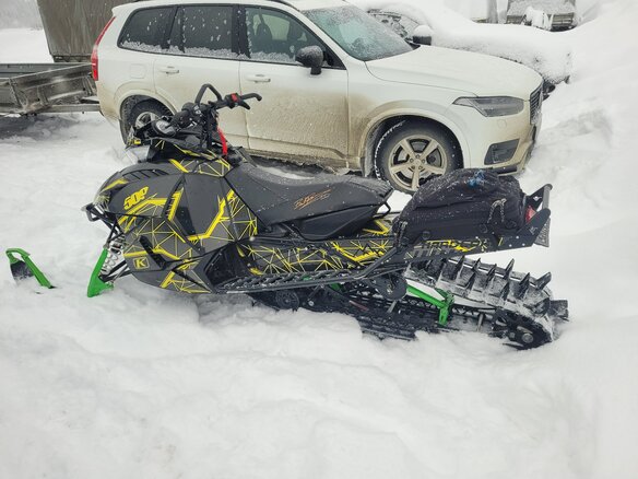 2016 Arctic Cat M-Series, чёрный, 1100000 рублей - вид 8