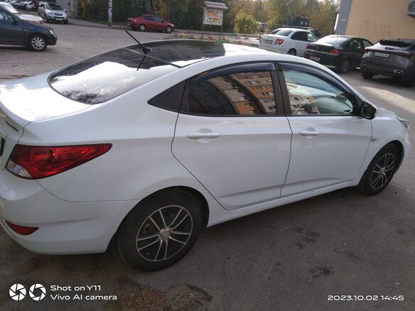 2012 Hyundai Solaris I, белый, 650000 рублей - вид 6