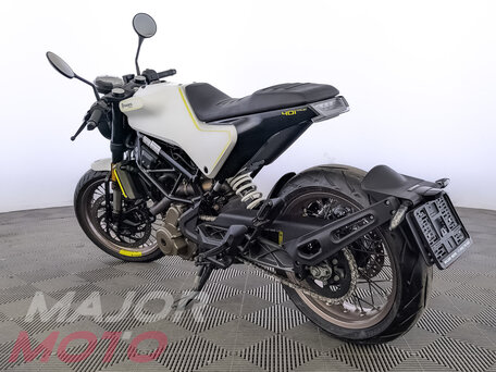 2019 Husqvarna Vitpilen 401, белый, 440000 рублей, вид 4
