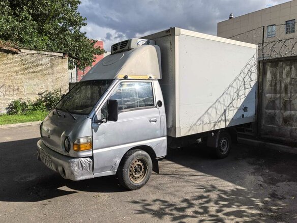 2012 Hyundai Porter, серебристый, 640000 рублей - вид 4