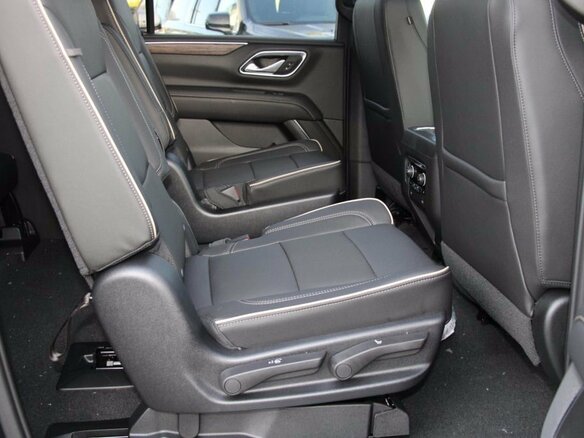 2020 Chevrolet Suburban XI, чёрный - вид 13