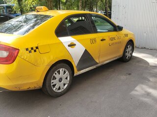 2016 Skoda Rapid I, жёлтый, 650000 рублей, вид 3