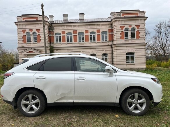 2015 Lexus RX 270 III Рестайлинг, белый, 2100000 рублей - вид 1