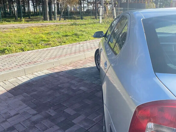 2008 Skoda Octavia II (A5), серебристый, 960000 рублей - вид 8