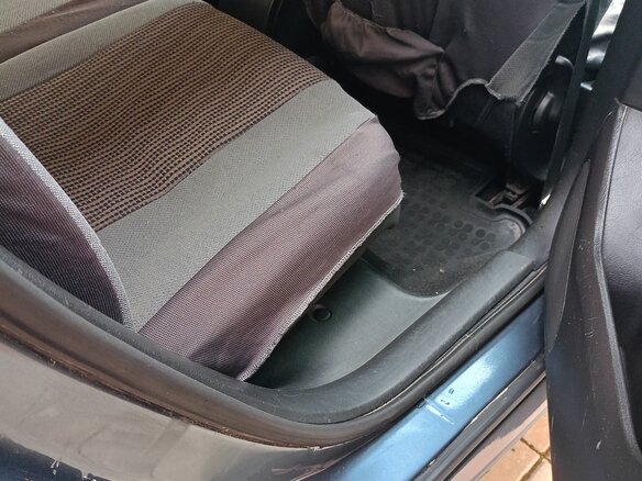 2007 Peugeot 307 I Рестайлинг, серебристый, 400000 рублей - вид 13