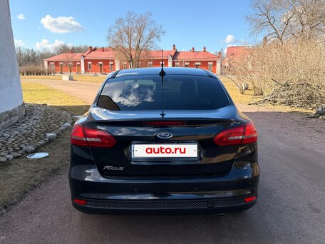 2017 Ford Focus III Рестайлинг, чёрный, 890000 рублей, вид 5
