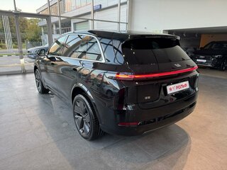 2025 Li Auto (Lixiang) L7 52.3 kWh I Рестайлинг, чёрный, 9800000 рублей, вид 1