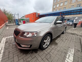 2013 Skoda Octavia III (A7), бежевый, 1250000 рублей, вид 3