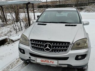2005 Mercedes-Benz M-Класс 350 II (W164), серебристый, 1120000 рублей, вид 1