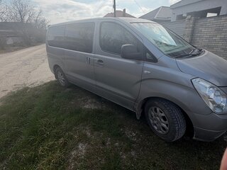 2011 Hyundai Grand Starex I, серый, 1290000 рублей, вид 4
