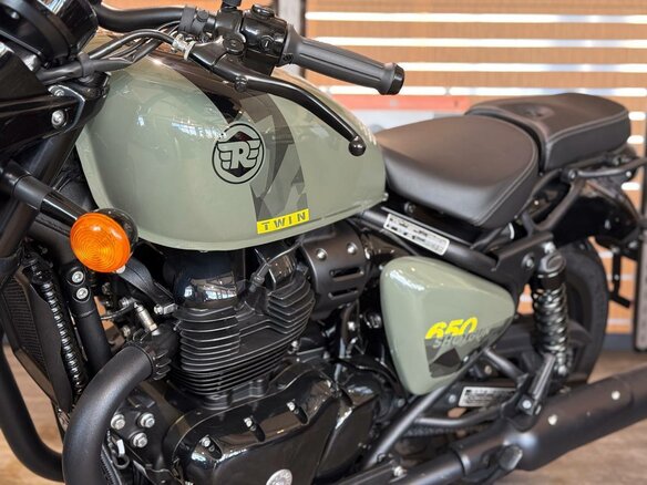 2026 Royal Enfield Shotgun, зелёный, 732000 рублей - вид 10