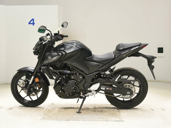2024 Yamaha MT-03, чёрный, 650000 рублей - вид 4