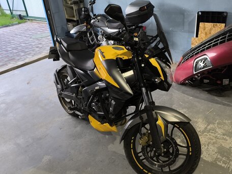 2019 Bajaj Pulsar NS 200, жёлтый, 230000 рублей, вид 3
