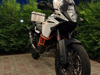 KTM 1090 Adventure R