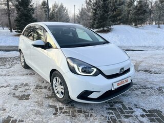 2020 Honda Fit IV, белый, 1549000 рублей, вид 2
