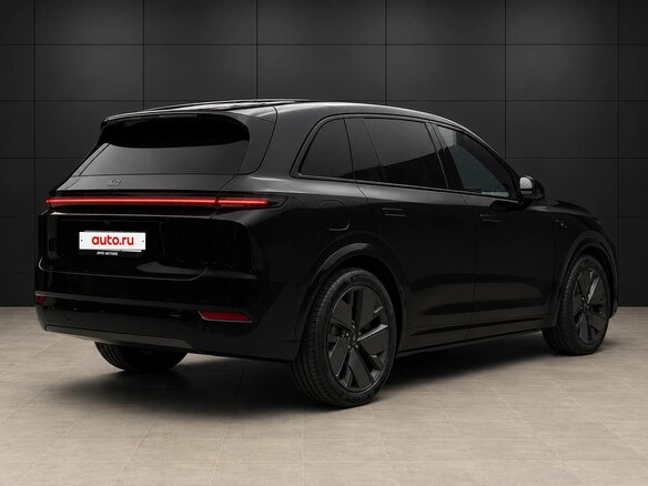 2025 Li Auto (Lixiang) L7 52.3 kWh I Рестайлинг, чёрный, 7200000 рублей - вид 5