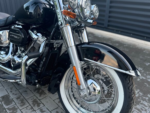 2018 Harley-Davidson Heritage, чёрный, 1250000 рублей - вид 1
