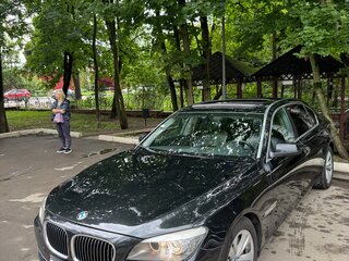 2009 BMW 7 серии Long 750Li V (F01/F02/F04), чёрный, 1450000 рублей, вид 3